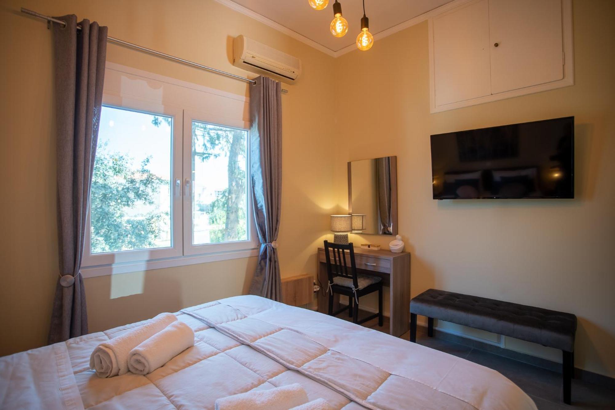 Two Bedroom Apartment, Mytilene Lesvos Екстер'єр фото